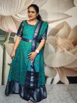 D8/Rama Green with Navy Blue Borders/Chungadi Cotton/Maxi
