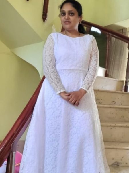 D80/White Maxi