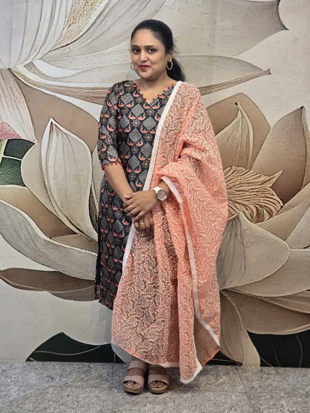 D160/ Silk Cotton Top with Dupatta
