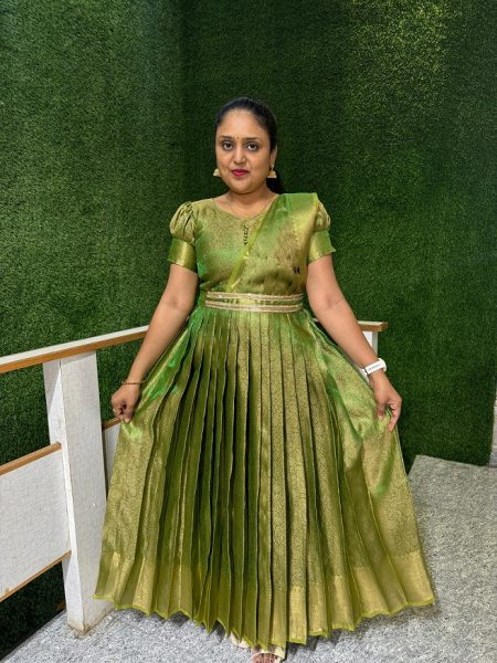 D163/ Brocade Banarasi Maxi