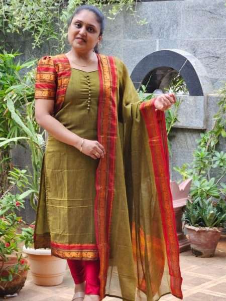 D250 Top with Dupatta