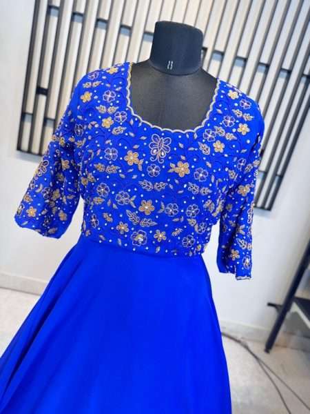 D334 Aari Work Maxi